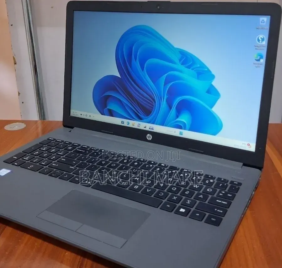 New Laptop HP Stream Notebook 8GB Intel Core i7 SSD 1T