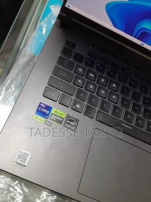 New Laptop Asus ROG Strix G18 32GB Intel Core i9 SSD 1T