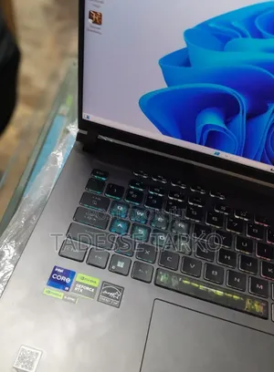 New Laptop Asus ROG Strix G18 32GB Intel Core i9 SSD 1T
