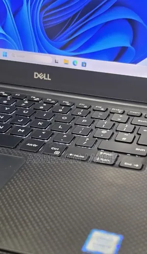 New Laptop Dell XPS 15 16GB Intel Core i5 SSD 512GB