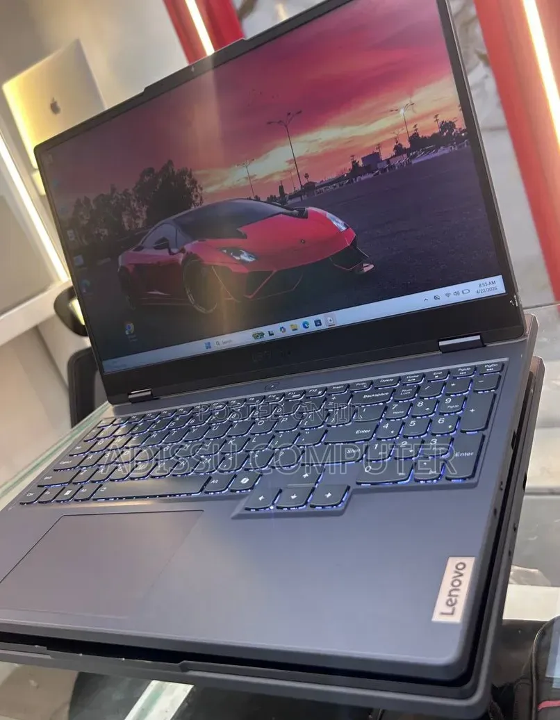 New Laptop Lenovo Y70 24GB Intel Core i7 SSD 1T