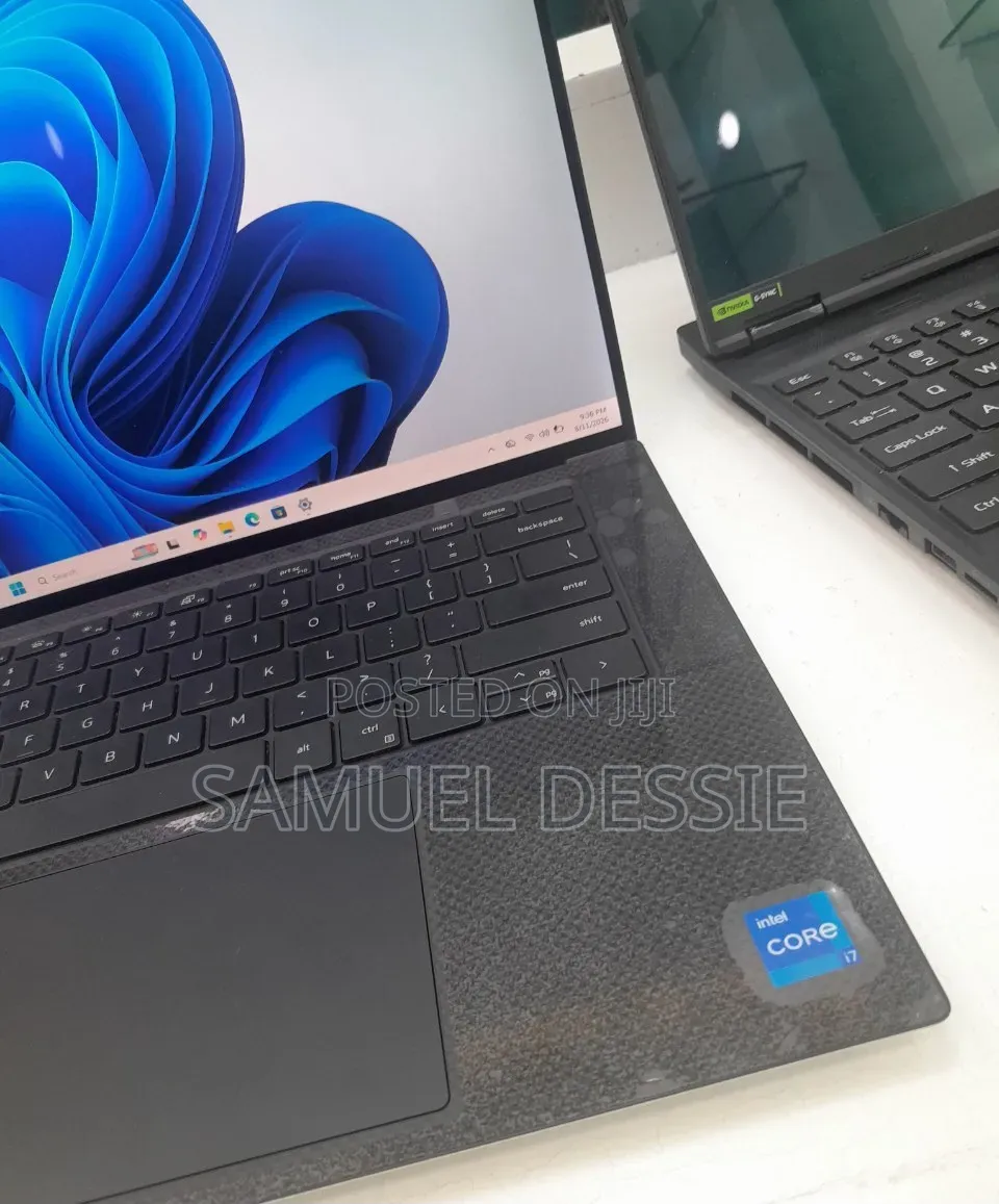 New Laptop Dell XPS 15 16GB Intel Core i7 SSD 512GB
