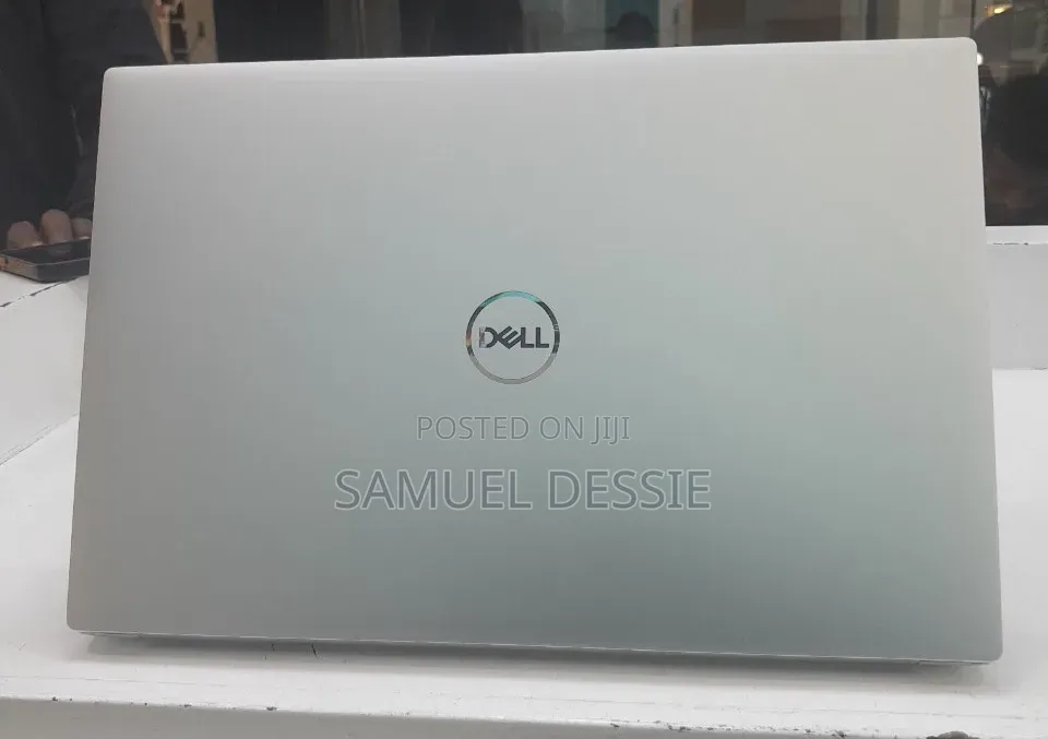 New Laptop Dell XPS 15 16GB Intel Core i7 SSD 512GB