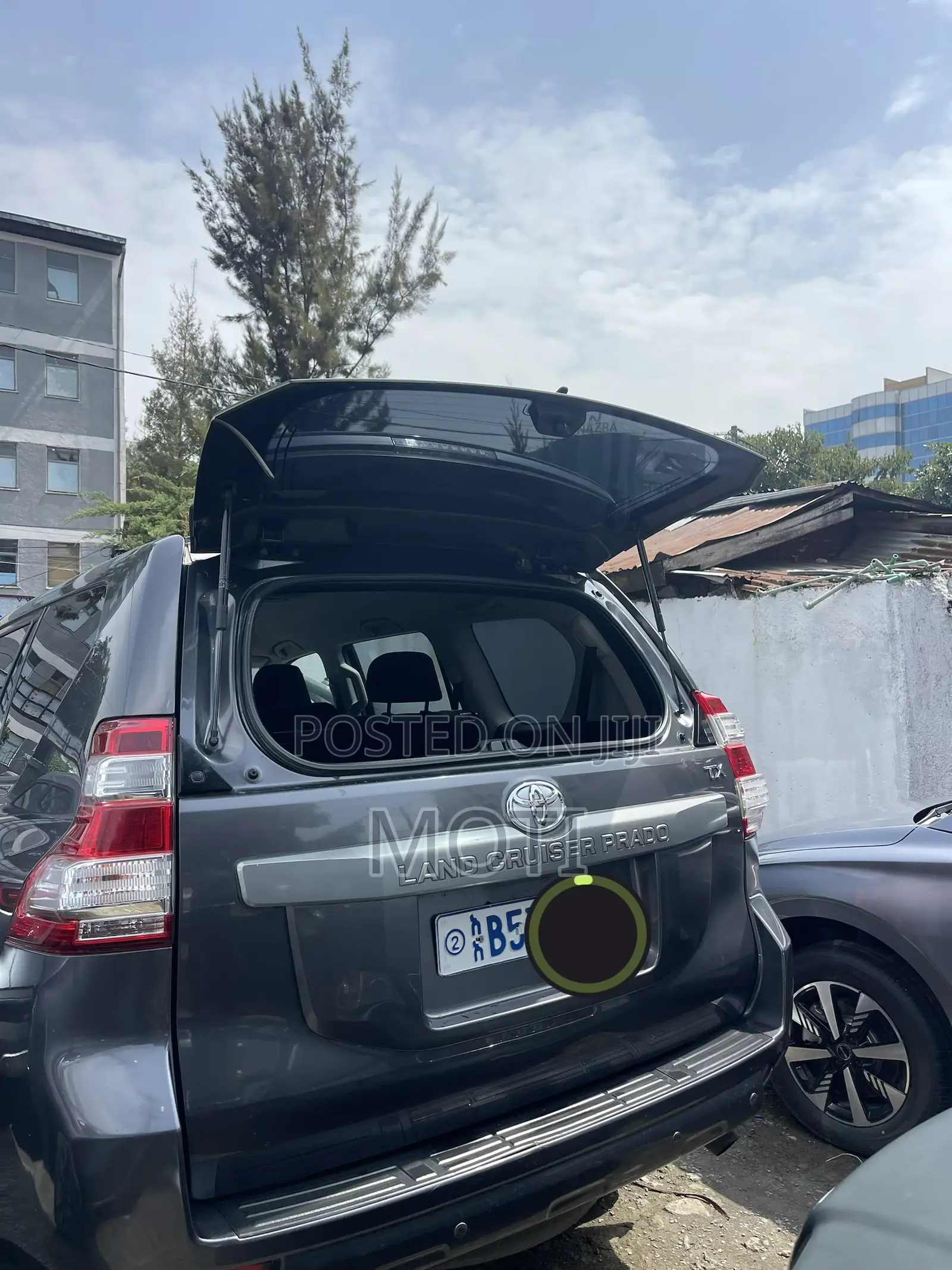 Toyota Land Cruiser Prado 4.0 Petrol TX 2015 Black