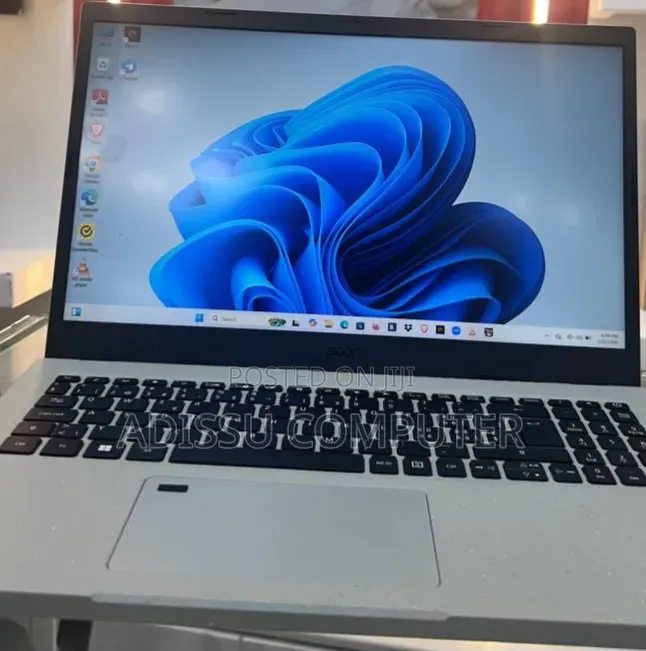 New Laptop Acer Predator Helios Neo 16 16GB Intel Core i7 SSD 1T