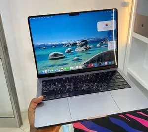 New Laptop Apple MacBook Pro 2023 M3 8GB Apple M3 SSD 512GB