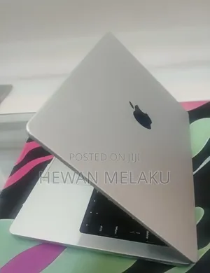 New Laptop Apple MacBook Pro 2021 M1 16GB Apple M1 Pro SSD 512GB