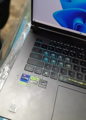 New Laptop Asus ROG Strix G16 G614 16GB Intel Core i9 SSD 1T
