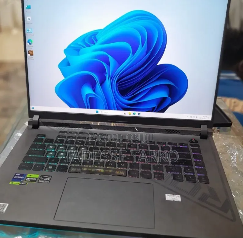 New Laptop Asus ROG Strix G16 G614 16GB Intel Core i9 SSD 1T