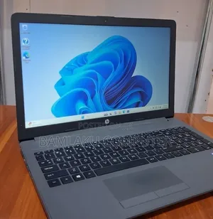 New Laptop HP 250 G7 8GB Intel Core i7 SSD 256GB