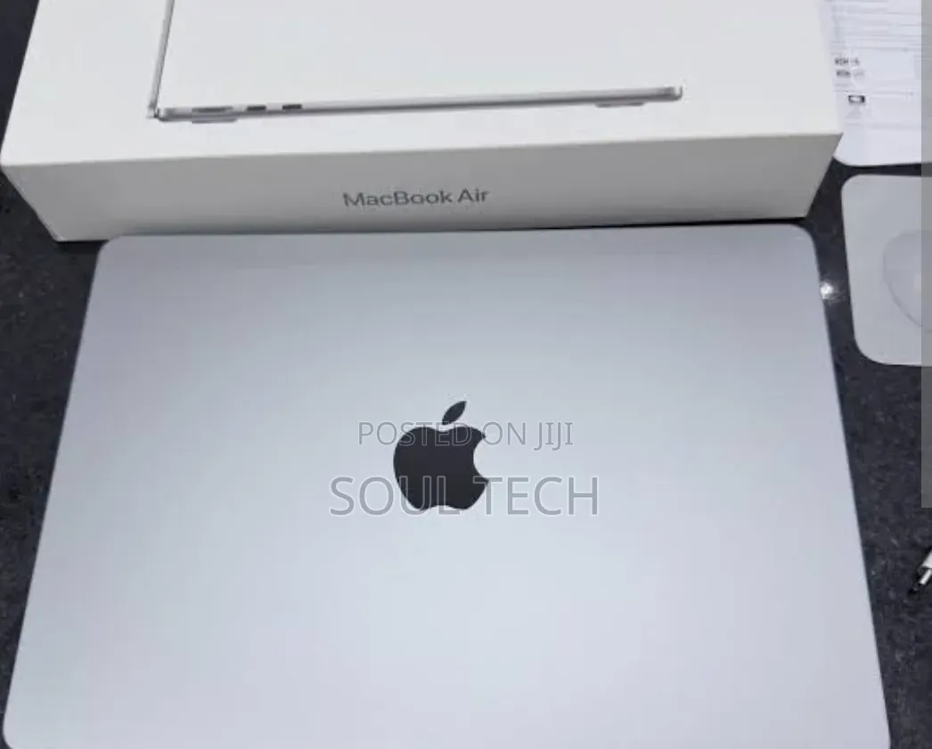 New Laptop Apple MacBook Air 2020 M1 8GB Apple M1 SSD 256GB