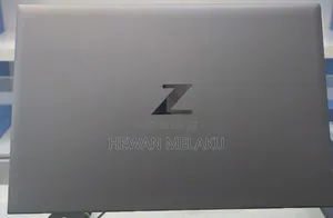 New Laptop HP ZBook Firefly G8 16GB Intel Core i7 SSD 512GB