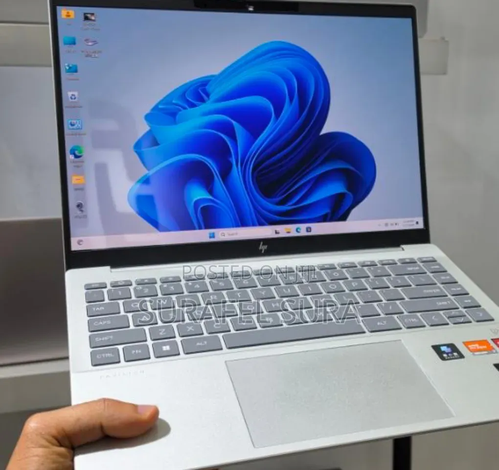 New Laptop HP Pavilion 14 16GB AMD Ryzen 7 SSD 1T