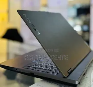 New Laptop Lenovo Legion 5 1GB AMD Ryzen 7 SSD 512GB