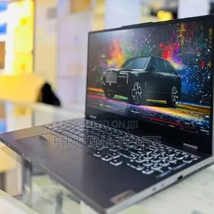 New Laptop Lenovo Legion 5 1GB AMD Ryzen 7 SSD 512GB
