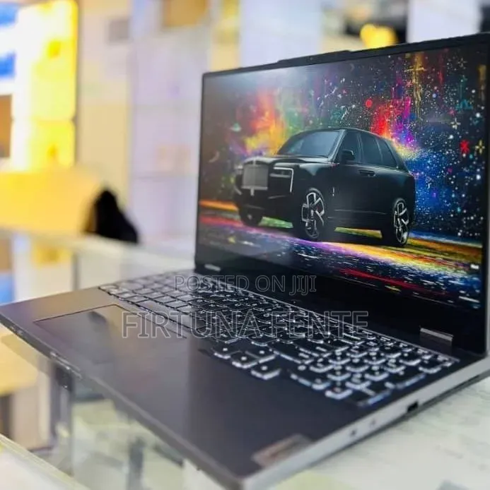 New Laptop Lenovo Legion 5 1GB AMD Ryzen 7 SSD 512GB