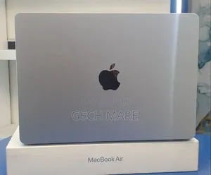 New Laptop Apple MacBook Air 2025 M4 16GB Apple M4 SSD 512GB