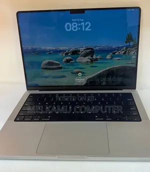 New Laptop Apple MacBook Pro 2023 M3 8GB Apple M3 SSD 512GB
