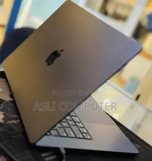 New Laptop Apple MacBook Air 2024 M3 8GB Apple M3 SSD 256GB