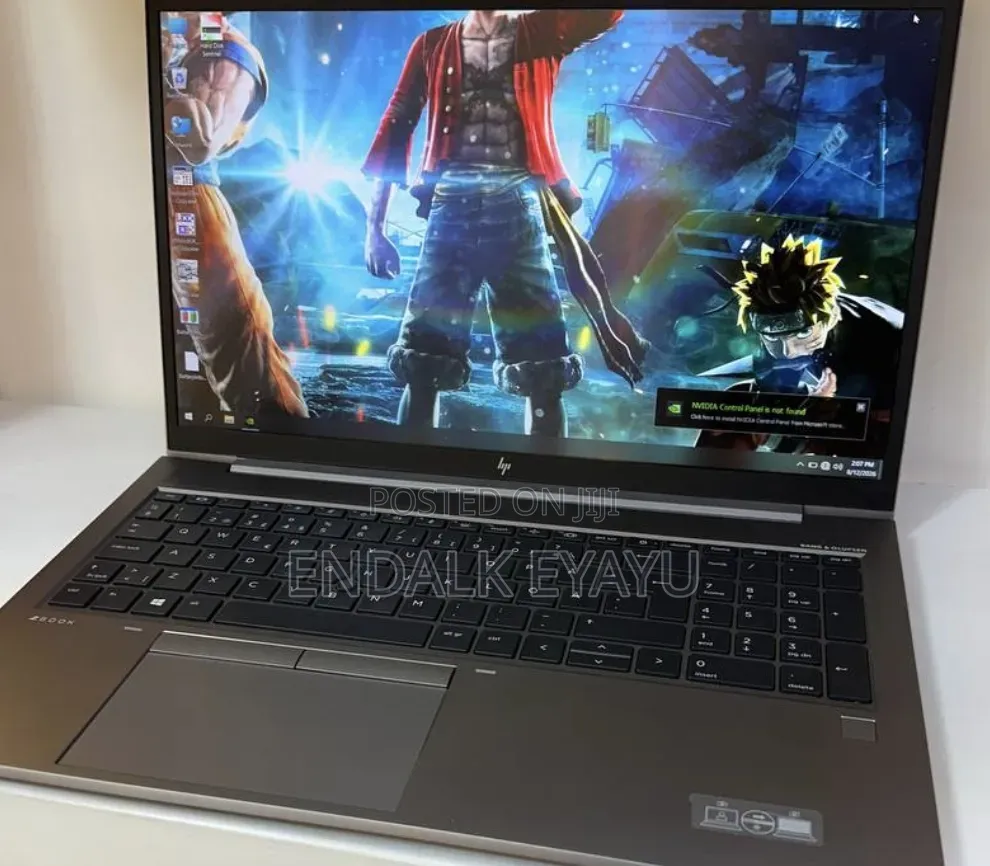 New Laptop HP ZBook Firefly G8 16GB Intel Core i7 SSD 512GB