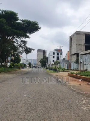  150 ካሬ ቦታ ለሽያጭ – አያት ዞን 5 
 አካባቢ: አያት ዞን 5
 ከአስፓልት መንገድ ግልባጭ