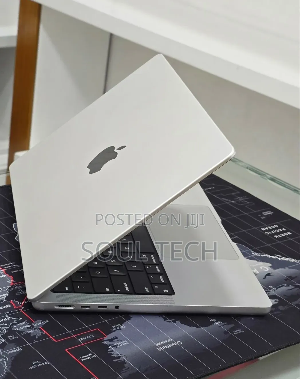 New Laptop Apple MacBook Pro 2021 M1 32GB Apple M1 Pro SSD 512GB