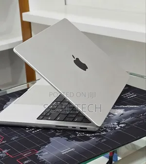 New Laptop Apple MacBook Pro 2021 M1 32GB Apple M1 Pro SSD 512GB