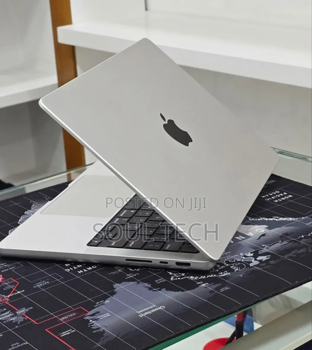 New Laptop Apple MacBook Pro 2021 M1 32GB Apple M1 Pro SSD 512GB