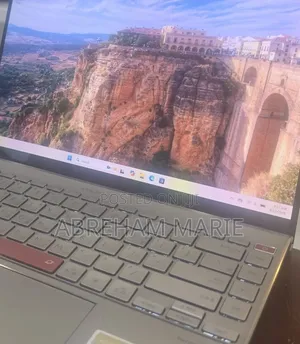 New Laptop Asus Zenbook 14X OLED 16GB Intel Core i7 SSD 512GB