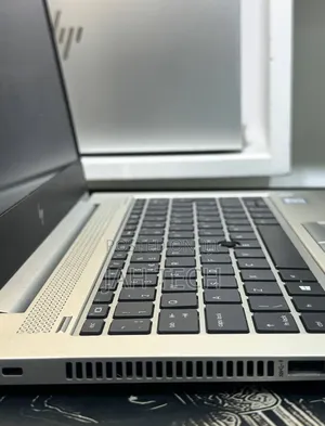New Laptop HP EliteBook 830 G5 16GB Intel Core i5 SSD 512GB