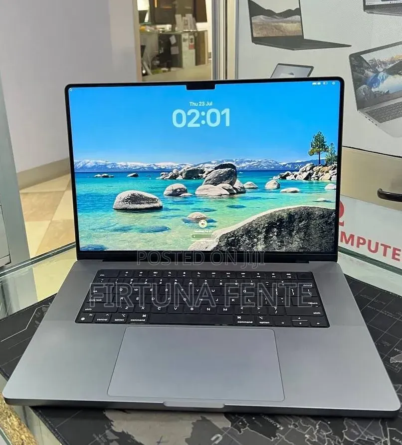New Laptop Apple MacBook Pro 2021 M1 32GB Apple M1 SSD 512GB