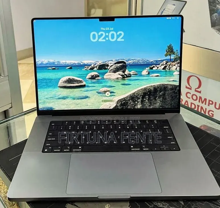 New Laptop Apple MacBook Pro 2021 M1 32GB Apple M1 SSD 512GB