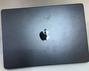 New Laptop Apple MacBook Pro 2025 M5 16GB Apple M5 Pro SSD 512GB
