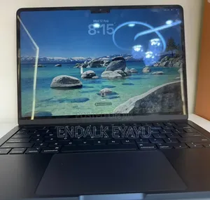 New Laptop Apple MacBook Pro 2025 M5 16GB Apple M5 Pro SSD 512GB