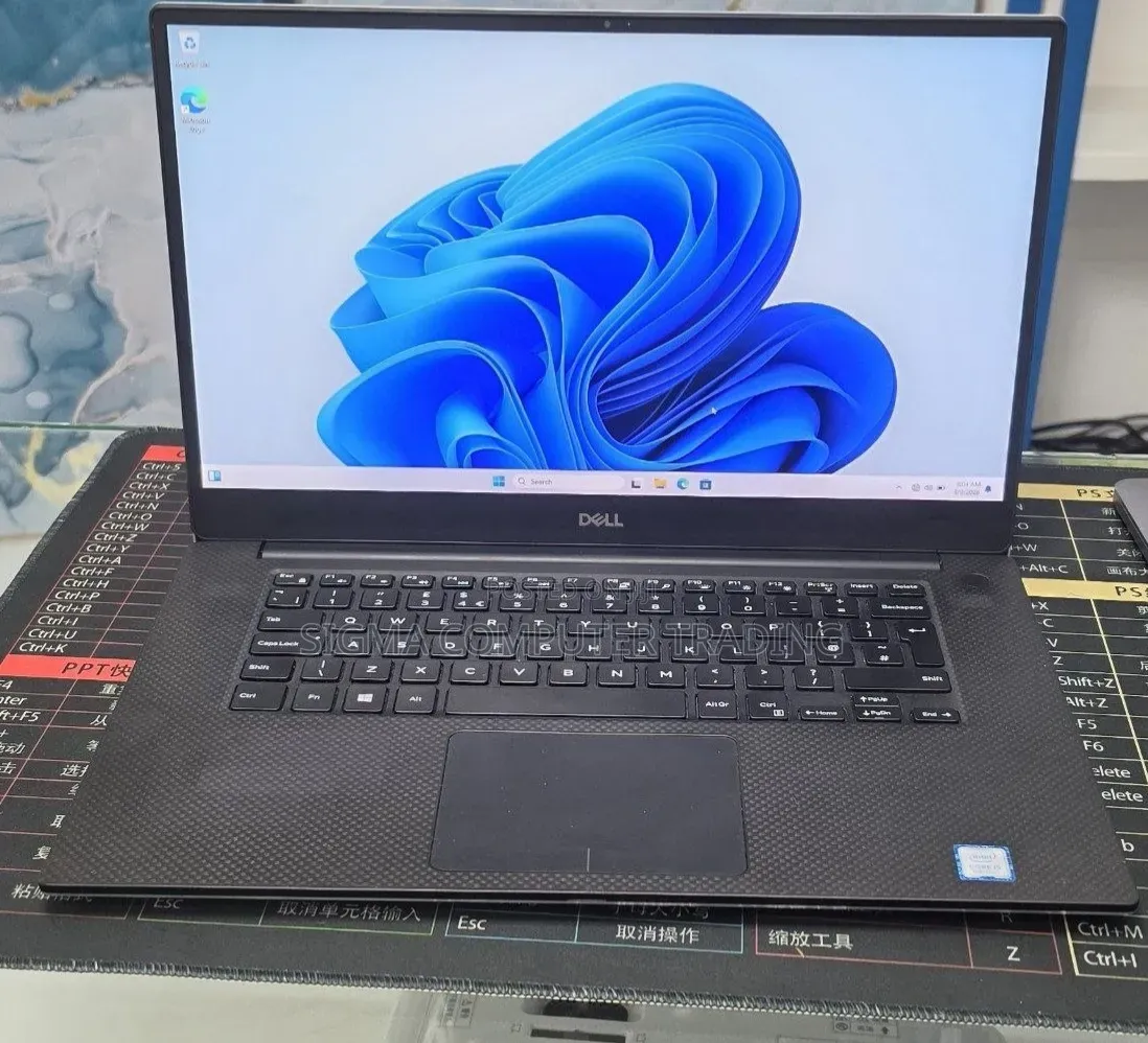 New Laptop Dell XPS 15 16GB Intel Core i5 SSD 512GB