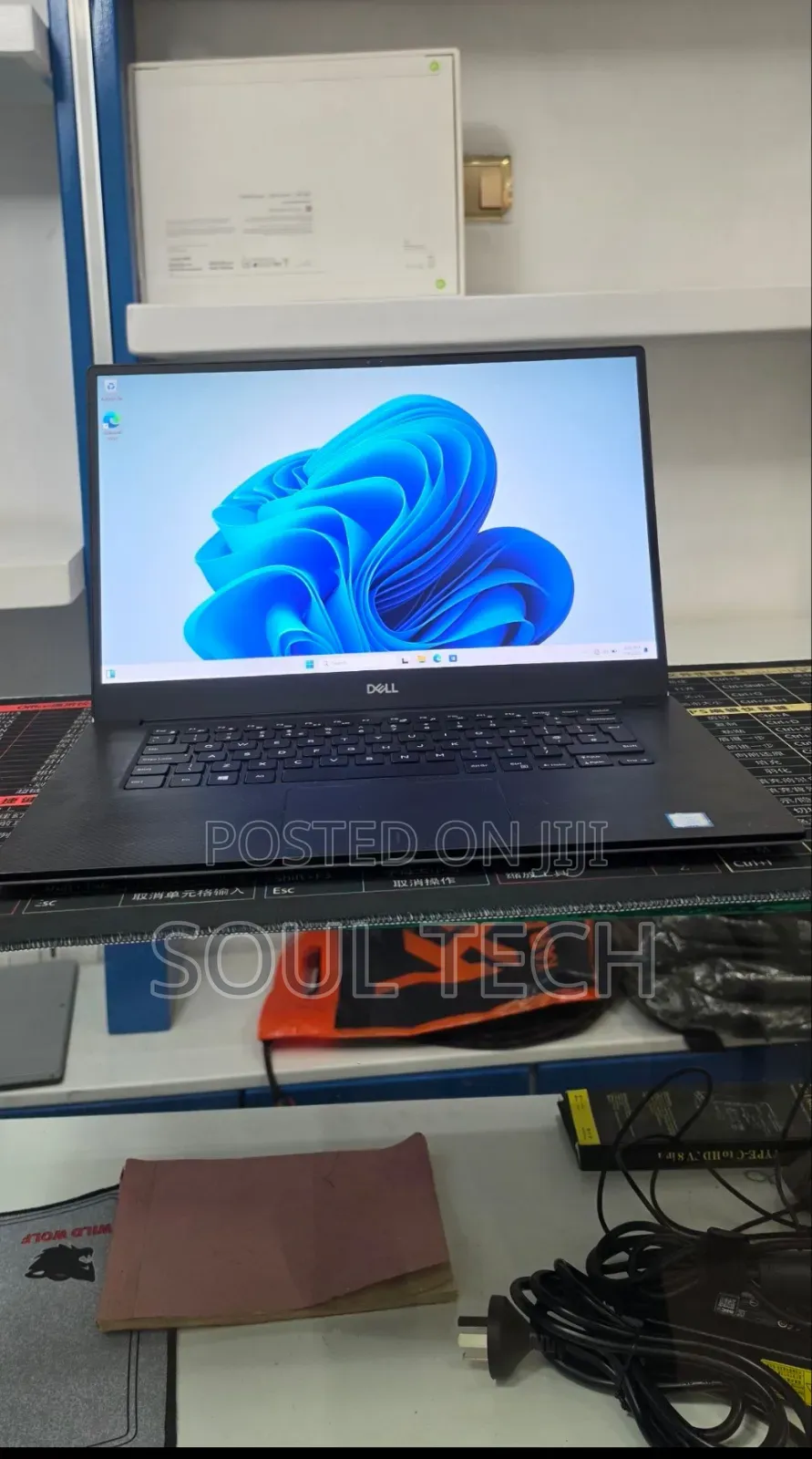New Laptop Dell XPS 15 7590 16GB Intel Core i5 SSD 512GB