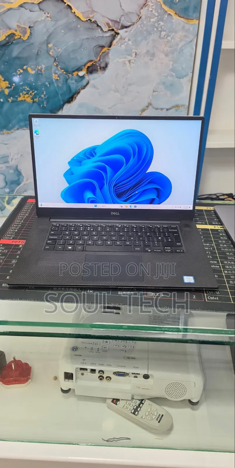 New Laptop Dell XPS 15 7590 16GB Intel Core i5 SSD 512GB