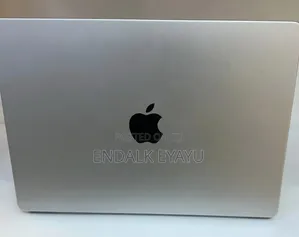 New Laptop Apple MacBook Pro 2024 M3 8GB Apple M3 Pro SSD 512GB