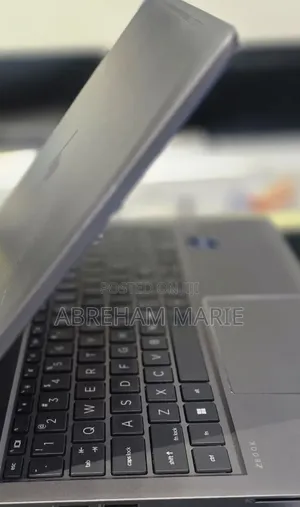 New Laptop HP ZBook Fury 16 G9 16GB Intel Core i7 SSD 512GB