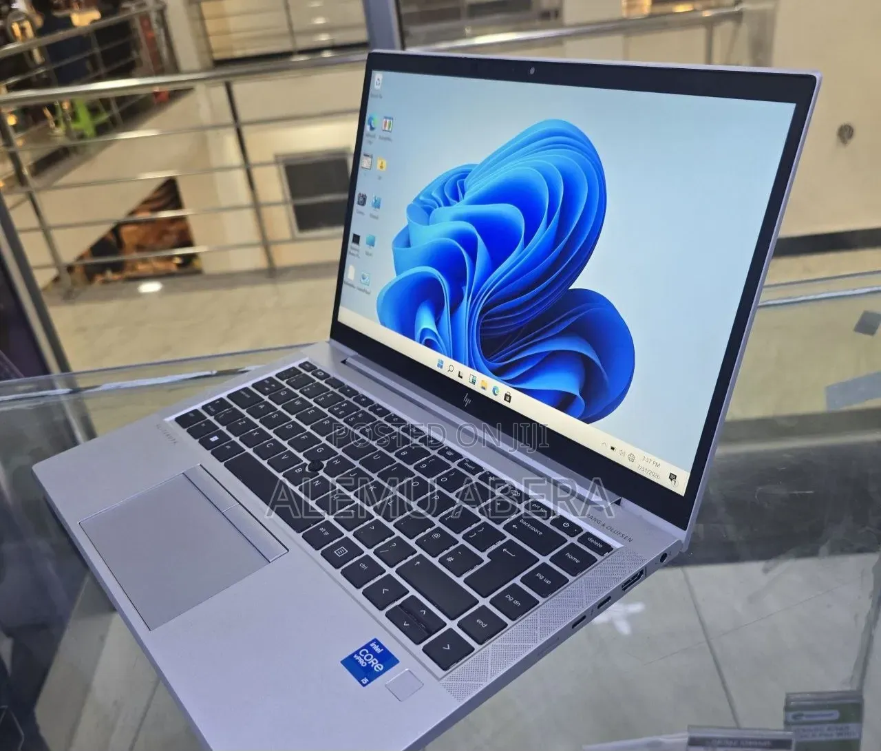 New Laptop HP EliteBook 840 G8 16GB Intel Core i5 SSD 512GB