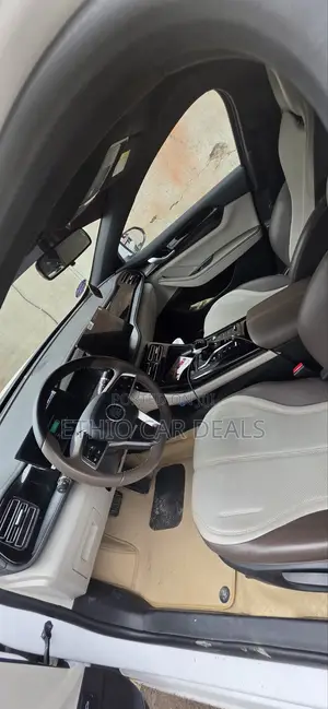 BYD Qin Plus DM-i 2025 White