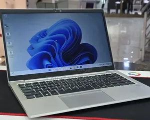 New Laptop HP EliteBook 840 G8 16GB Intel Core i5 SSD 512GB