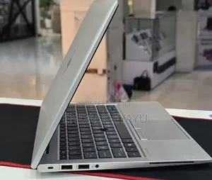 New Laptop HP EliteBook 840 G8 16GB Intel Core i5 SSD 512GB