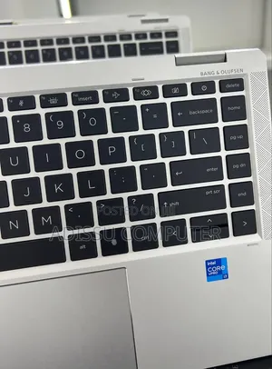 New Laptop HP EliteBook 1040 G8 32GB Intel Core i7 SSD 512GB