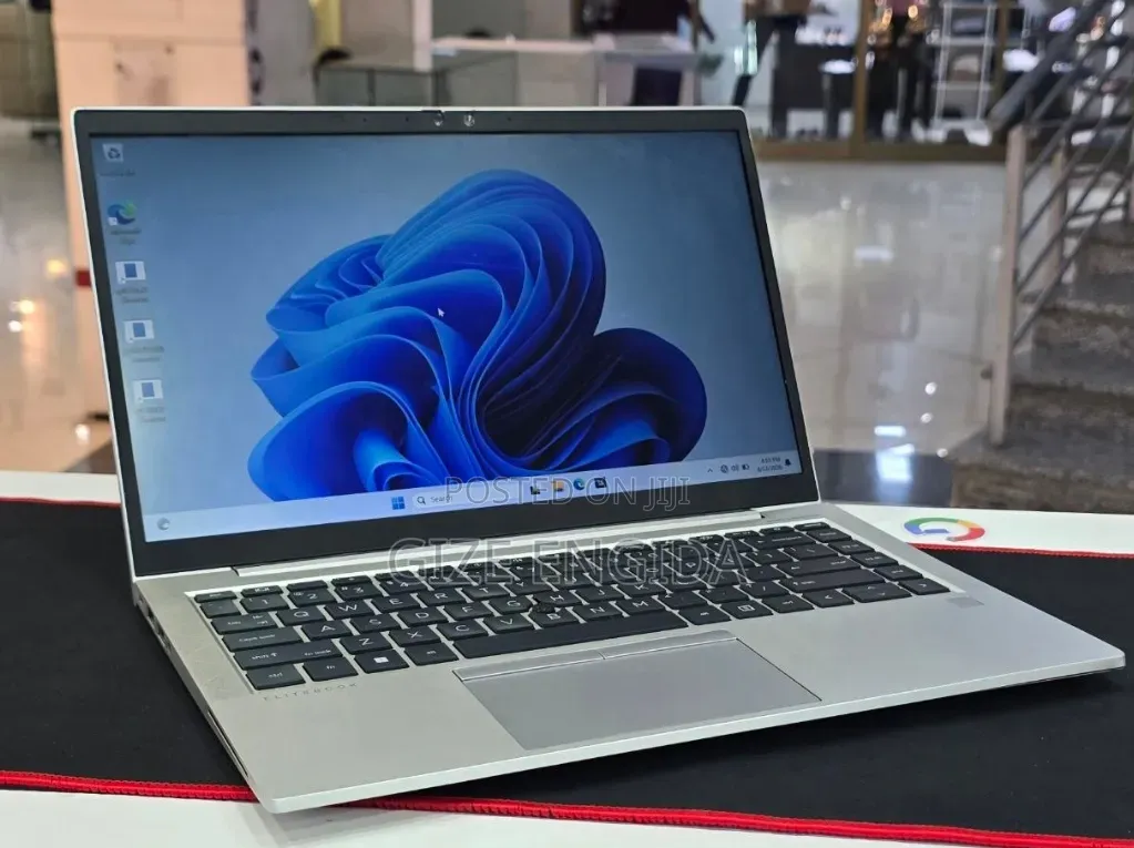 New Laptop HP EliteBook 840 G10 16GB Intel Core i5 SSD 512GB