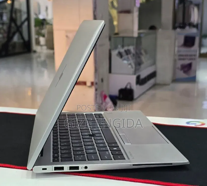 New Laptop HP EliteBook 840 G10 16GB Intel Core i5 SSD 512GB