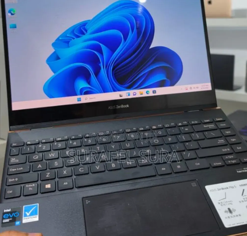 New Laptop Asus Zenbook Flip 13 UX363 16GB Intel Core i7 SSD 512GB
