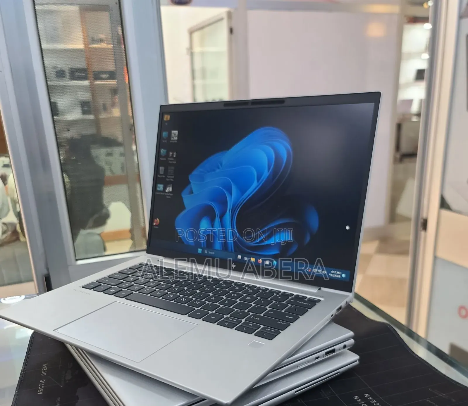 New Laptop HP EliteBook 840 G10 16GB Intel Core i7 SSD 512GB