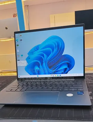 New Laptop HP Dragonfly Folio 16GB Intel Core i7 SSD 512GB