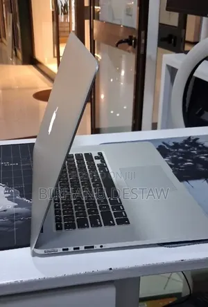 New Laptop Apple MacBook Pro 2014 16GB Intel Core i7 SSD 512GB